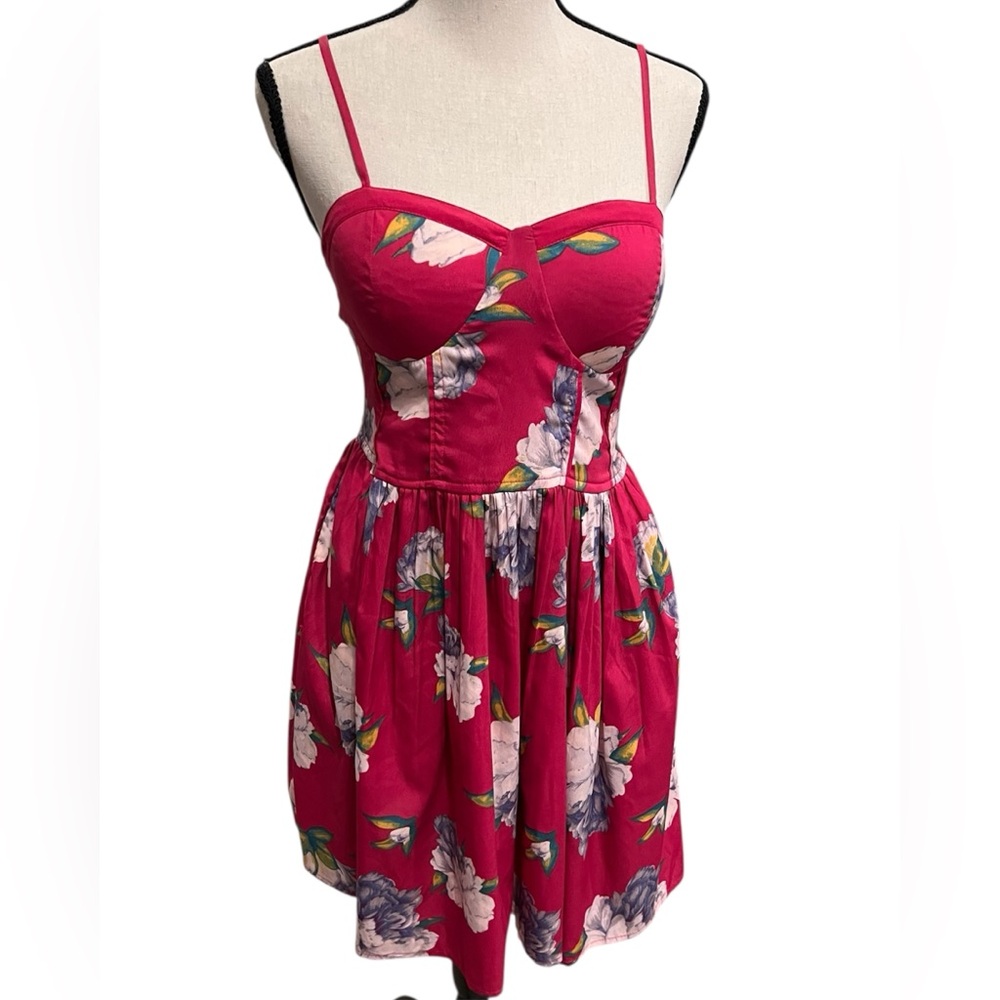 Band of Gypsies‎ Pink and Multicolor Floral Dress